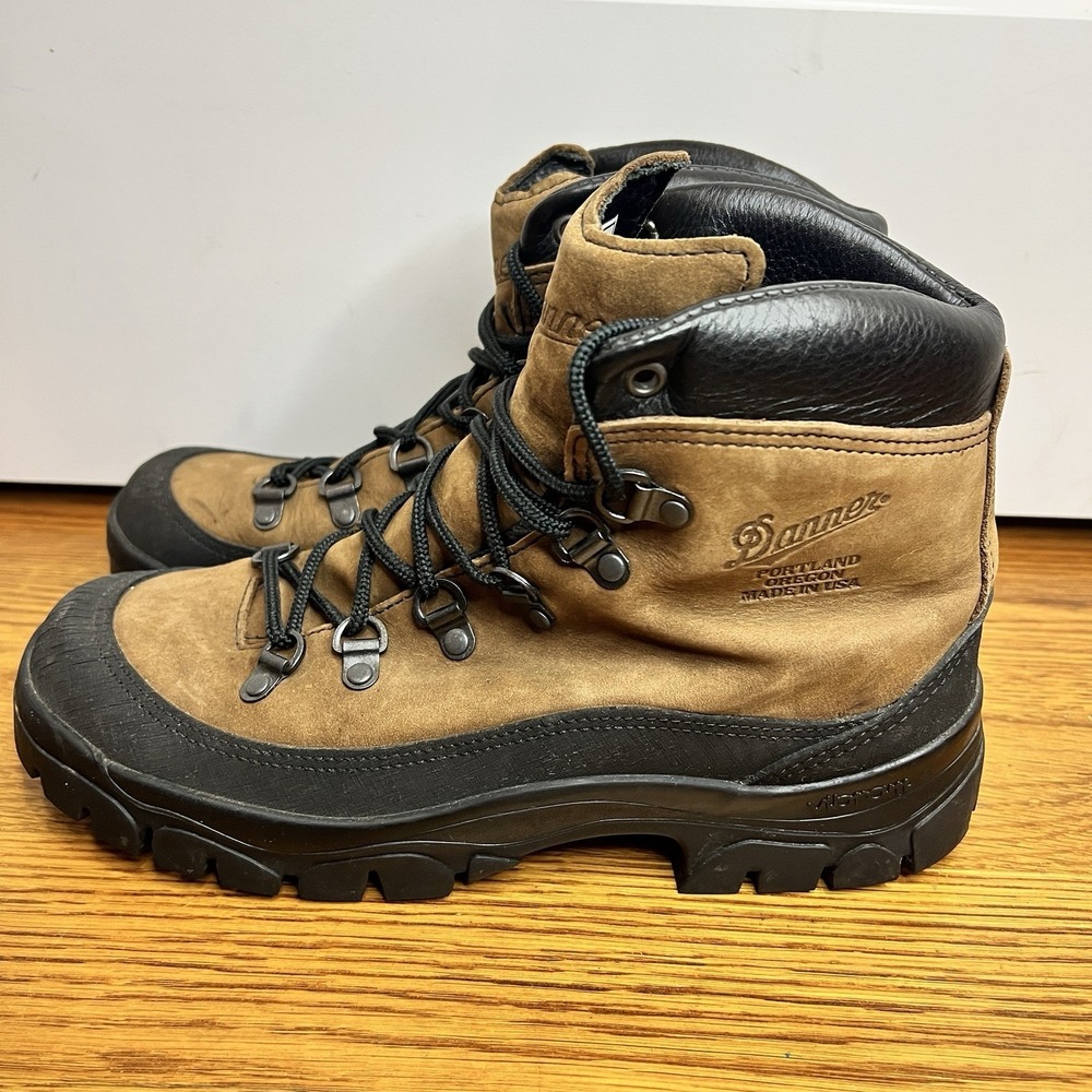 Danner Mens Combat Hiker Boots Brown Leather 43513X Made In USA Size 8.5 Wide